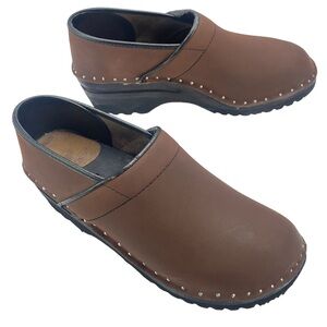 Troentorps Swedish Van Gogh Brown Leather Clogs; 37/ 7-7.5